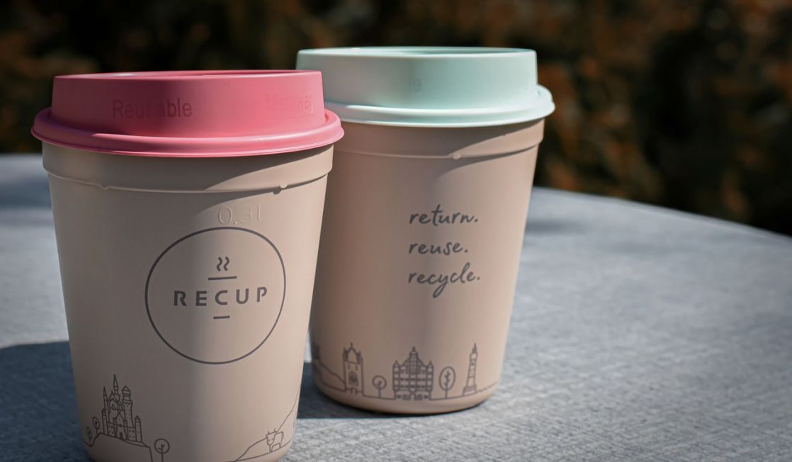 re-usable coffee cups